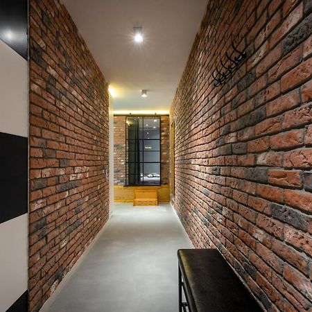 Premium Apartment For Jewish Quarter & Old Town Plus Pool クラクフ エクステリア 写真