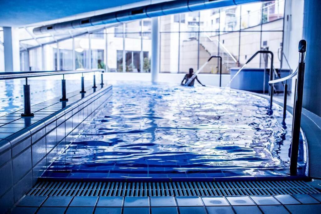 Premium Apartment For Jewish Quarter & Old Town Plus Pool クラクフ エクステリア 写真