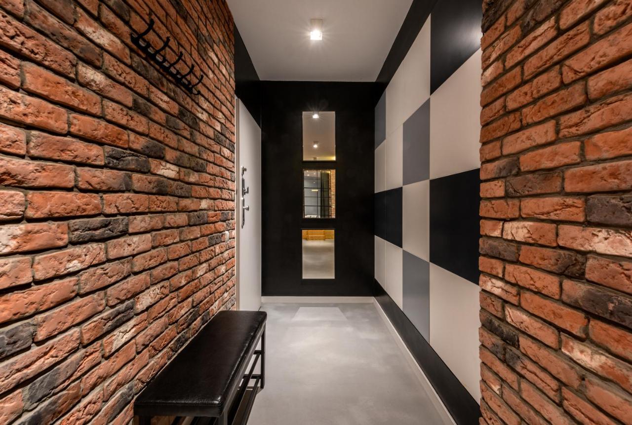 Premium Apartment For Jewish Quarter & Old Town Plus Pool クラクフ エクステリア 写真