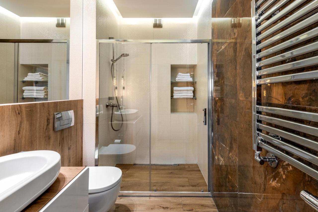 Premium Apartment For Jewish Quarter & Old Town Plus Pool クラクフ エクステリア 写真